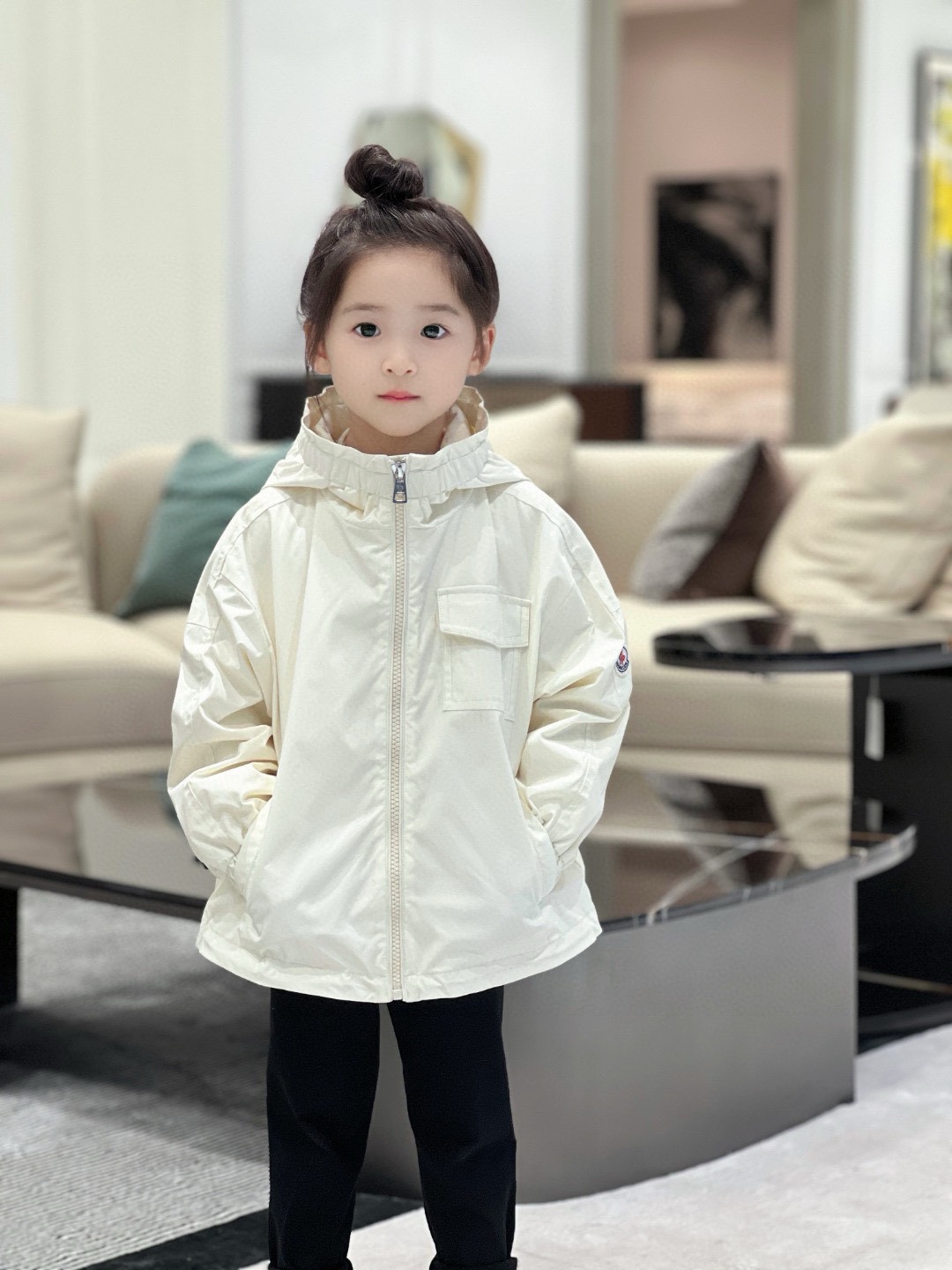 M몽 F/W 바람막이