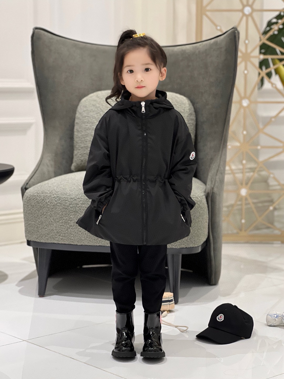M몽 F/W 바람막이